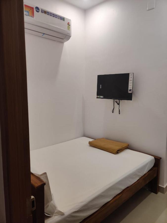 מלון Tiruchchendūr Sri Balaji Lodging מראה חיצוני תמונה