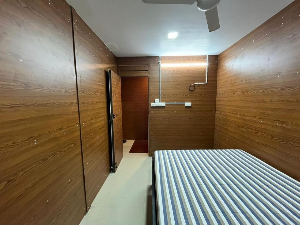מלון Tiruchchendūr Sri Balaji Lodging מראה חיצוני תמונה
